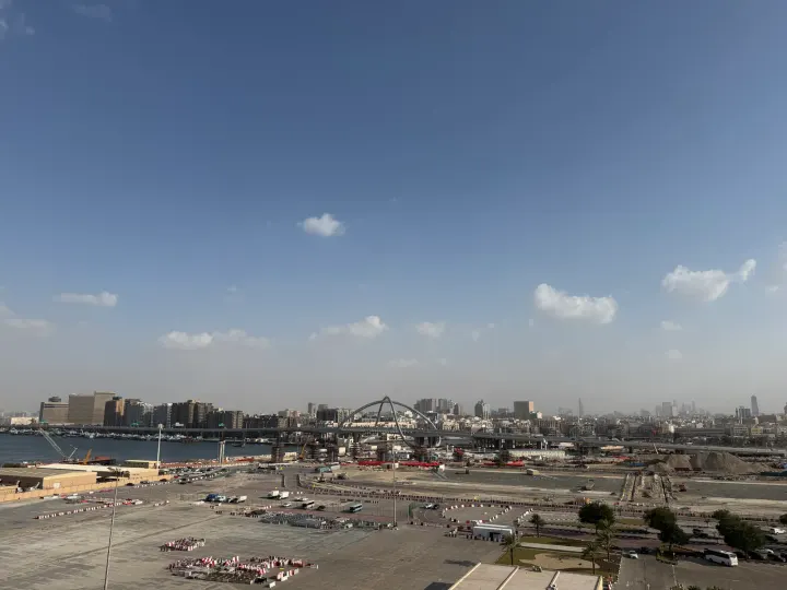 Ankunft im Hafen von Dubai